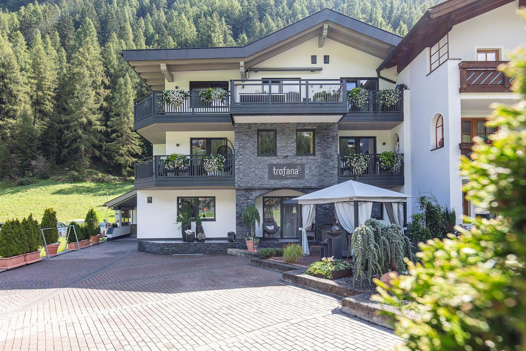 Trofana Appartements Сьолден Екстериор снимка