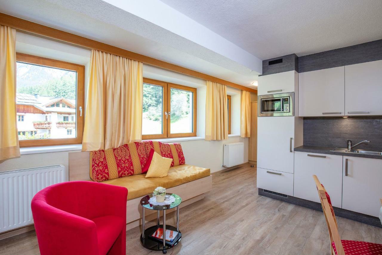 Trofana Appartements Сьолден Екстериор снимка